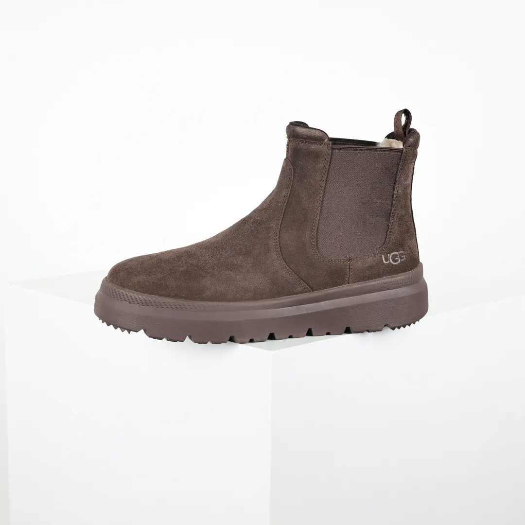 Copywriting price 💰680 The core recommendation is good price. The platform's foreign trade is exclusively for UGG Burleigh Chelsea Chelsea men's high-top snow boots 1152050. Produced by the ten-year-old brand shoemaking factory production line. Pay attention to every detail. Longfeng A-grade genuine sheep fur is integrated. It is built in full compliance with the ZP process. Size: 39 40 41 42 43 44 45